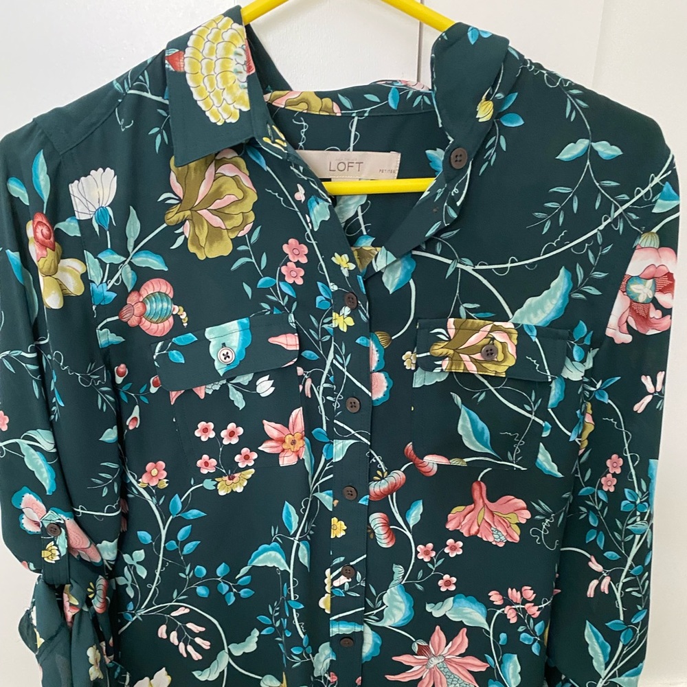 Ann Taylor Loft Floral Shirt - Size Small